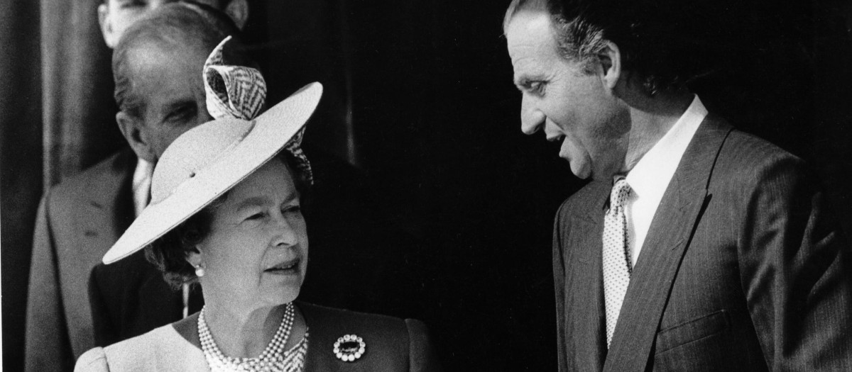 QUEEN ELIZABETH IN 1988 II KING JUAN CARLOS BRITISH SPANISH ROYAL ROYALS I 2 2ND
