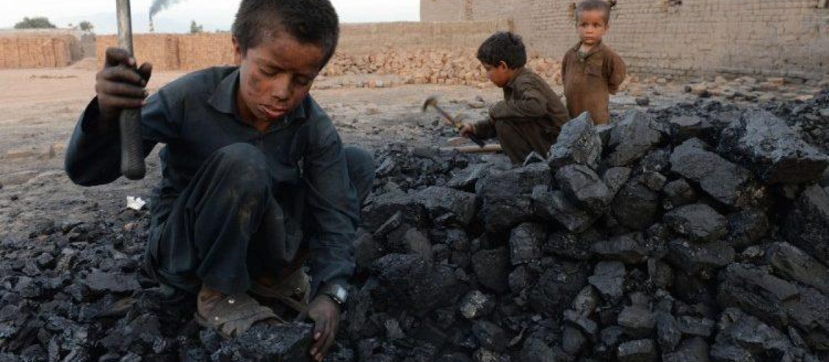 Niños esclavos