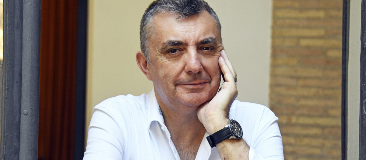 El escritor y poeta Manuel Vilas