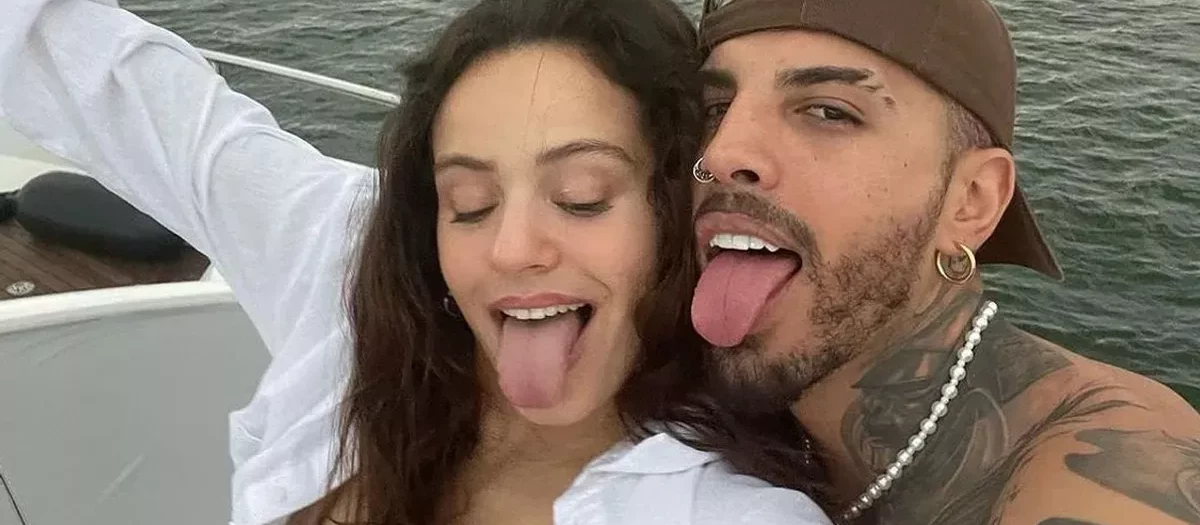 Los artistas Rosalía y Rauw Alejandro