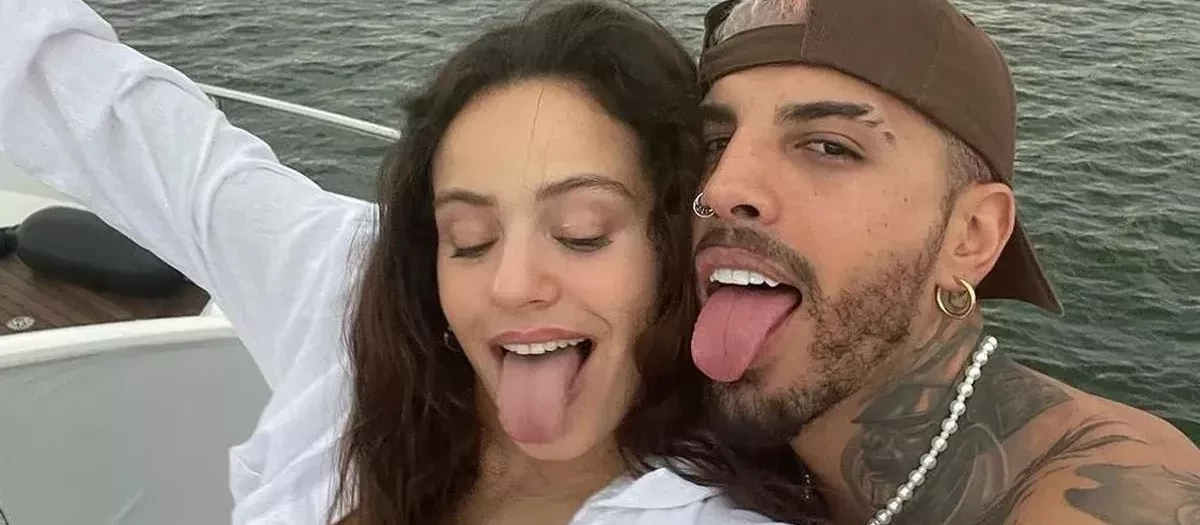 Los artistas Rosalía y Rauw Alejandro