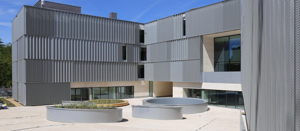Nuevo edificio de la Facultad de Humanidades y Ciencias de la Comunicación de la Universidad CEU San Pablo, en Madrid