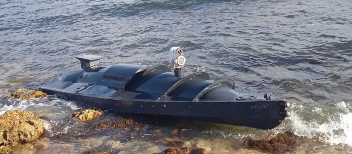 Barco no tripulado ucraniano detectado cerca de la base naval rusa de Sevastopol