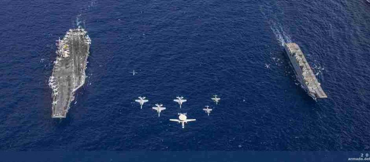 El L-61 Juan Carlos I, el Buque de Asalto Anfibio Castilla y la fragata Navarra, con el 10º Grupo de Combate de la marina de EE.UU. (Carrier Strike Group 10), con el George Bush al frente