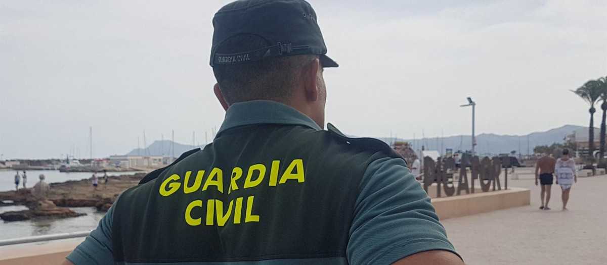 Un agente de la Guardia Civil, en una imagen de archivo