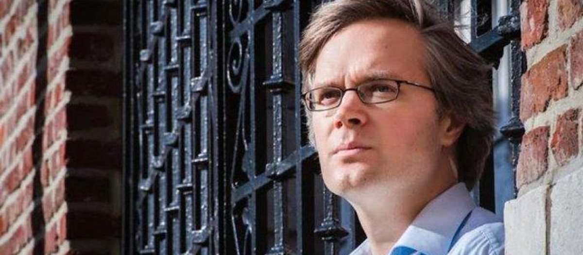 Tom Mortier, hijo de Godelieva de Troyer.