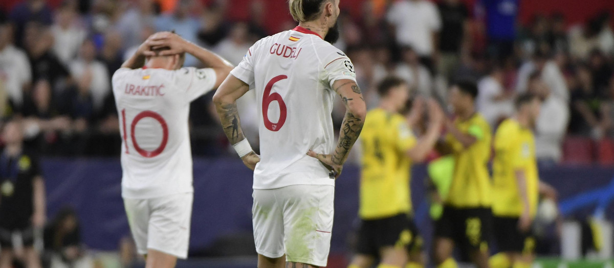 El Sevilla ha caído goleado ante el Dortmund en el Pizjuán