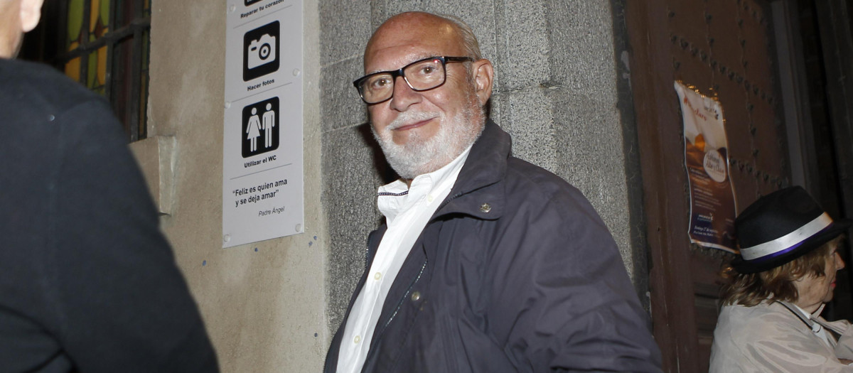 El actor Pepe Ruiz durante el funeral de Lina Morgan en Madrid
15/09/2015