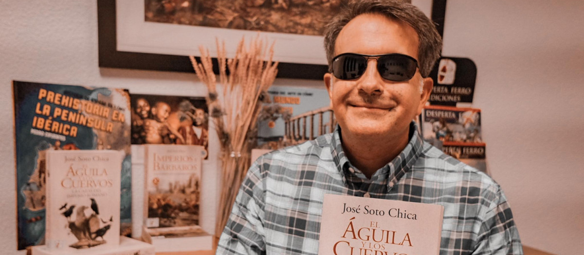 José Soto Chica, autor de El águila y los cuervos. La caída del Imperio romano