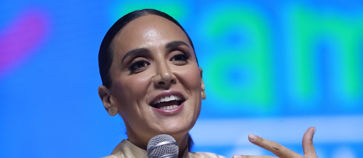 MEX5633. CIUDAD DE MÉXICO (MÉXICO), 01/10/2022.- La influencer española Tamara Falcó habla durante su intervención en la XIV Congreso Mundial de las Familias, en Ciudad de México (México). La influencer española Tamara Falcó, marquesa de Griñón, compartió este sábado en México que ha vivido un "despertar espantoso" tras la ruptura e infidelidad de su exprometido, el empresario Íñigo Onieva, una separación que ha sacudido a España. EFE/Sáshenka Gutiérrez