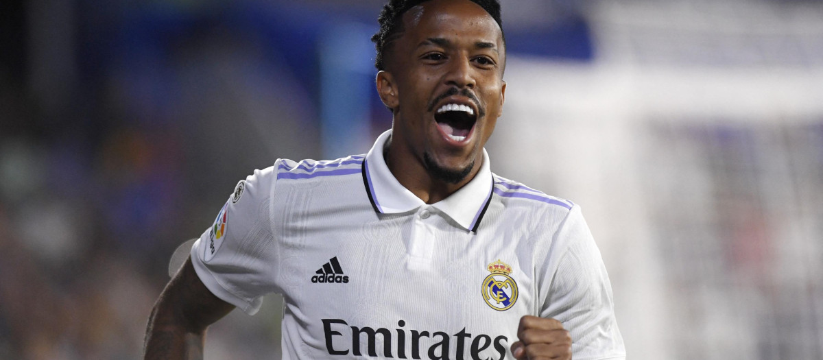 Militao celebra su gol