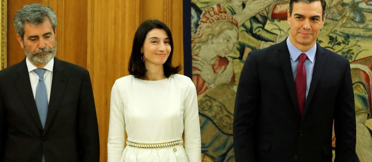 Carlos Lesmes, Pilar Llop, entonces, presidenta del Senado, y Sánchez, en 2020