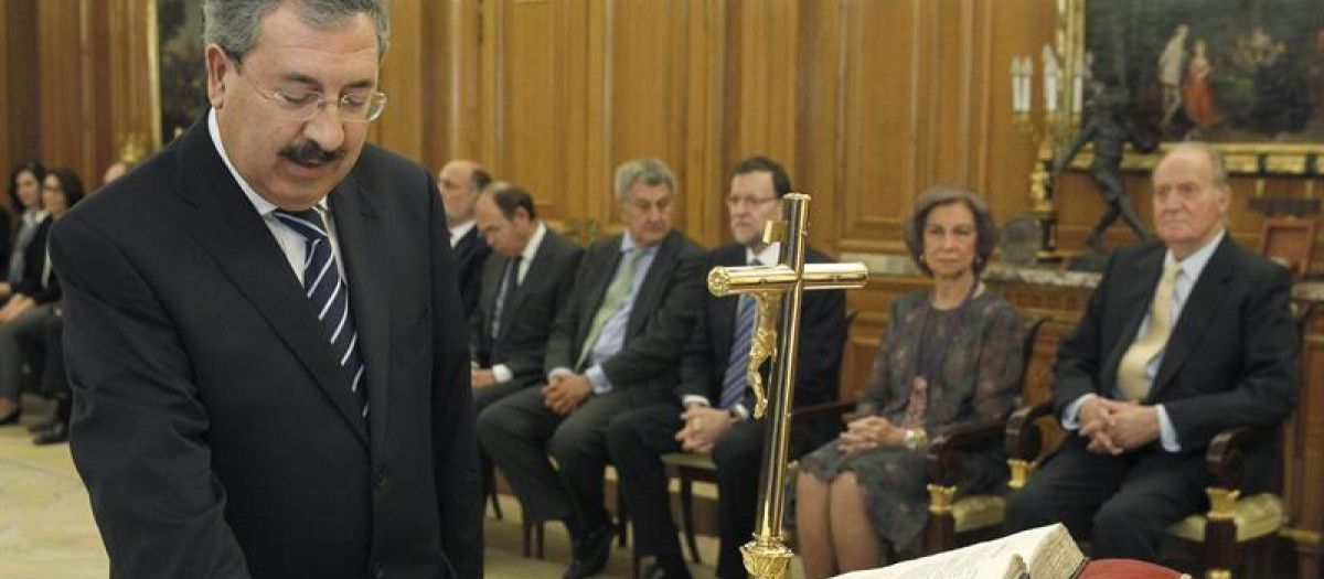 Rafael Mozo muelas jurando su cargo como vocal del Consejo General del Podre Judicial