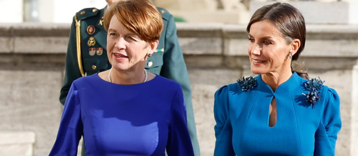 Spanish Queen Letizia with Elke Büdenbender during welcome ceremony at the BellevuePalace on ocassion the official visit to Germany in Berlin on Monday 17 October 2022.
