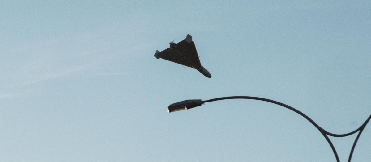 Un dron sobrevuela Kiev antes de estrellarse y provocar una explosión