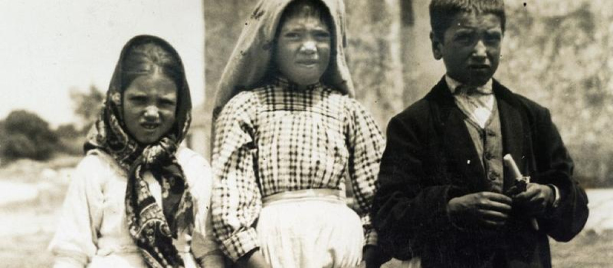 Los pastorcillos de Fátima.