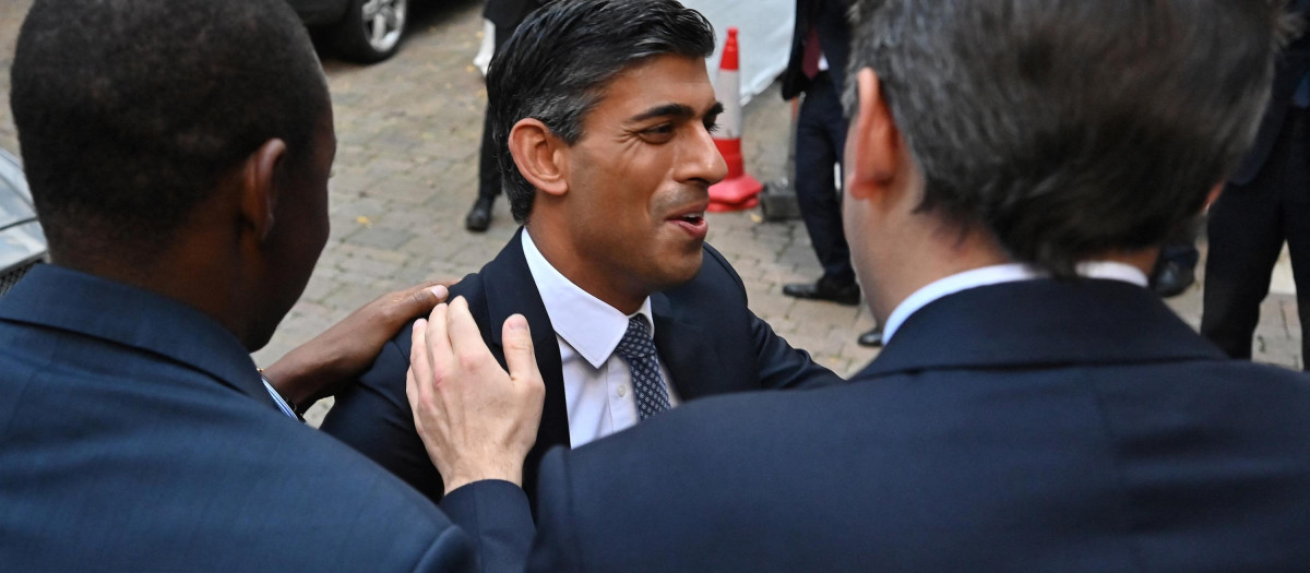 Este martes, ya como primer ministro, Rishi Sunak anunciará su gabinete de Gobierno