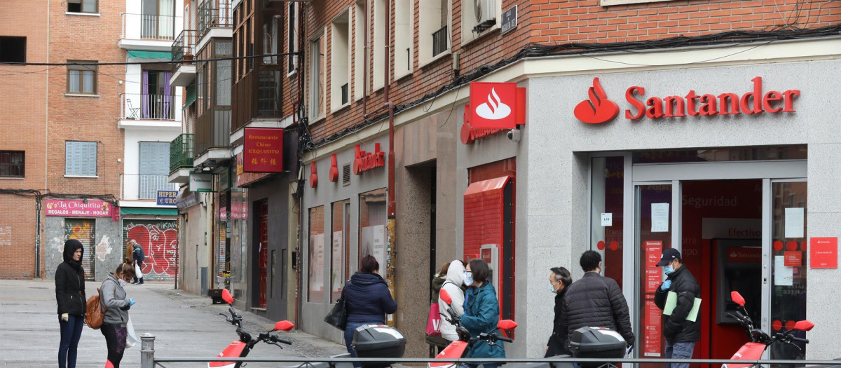 Las salidas tampoco forman parte de ningún proceso de despido colectivo del Banco Santander