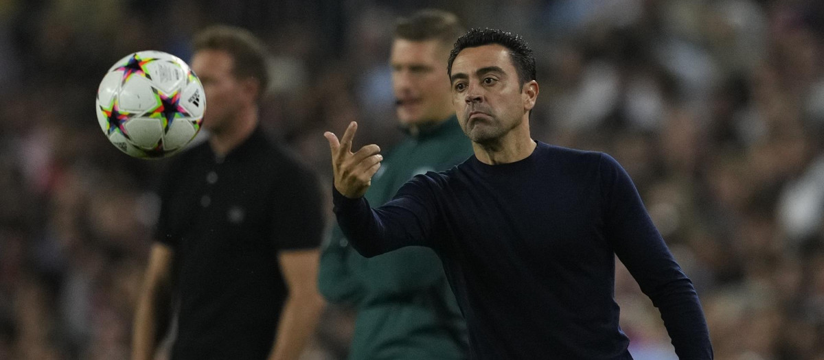 Xavi Hernández acumula dos eliminaciones consecutivas en fase de grupos de la Champions