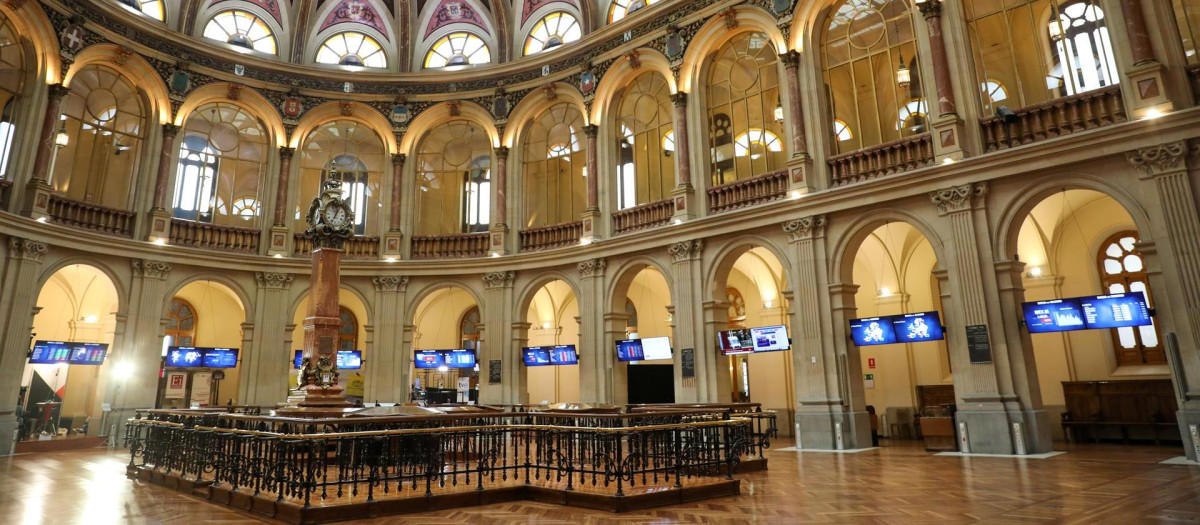 Vista por dentro del Palacio de la Bolsa, a 21 de octubre de 2022, en Madrid (España).
