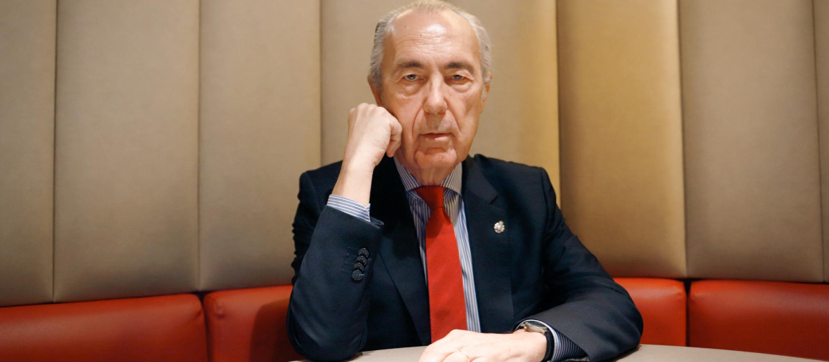 Luis Alberto de Cuenca