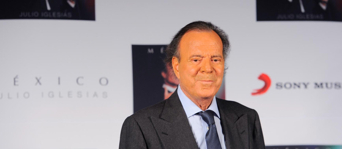 Julio Iglesias aglutina una fortuna de 700 millones de euros, un 6,6% menos respecto al año pasado