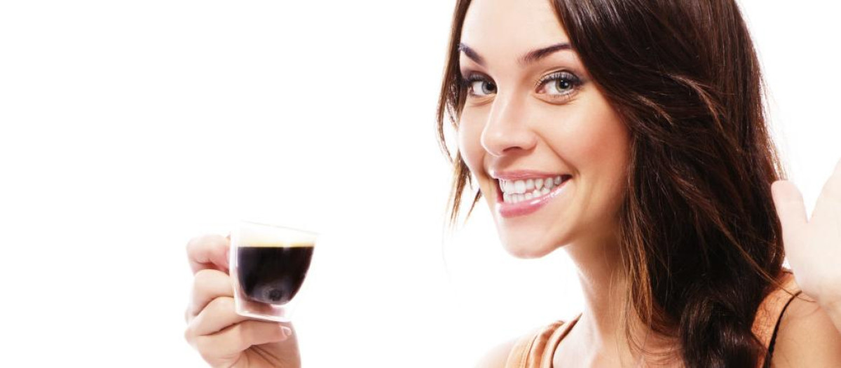 Los beneficios de tomar una taza de café
