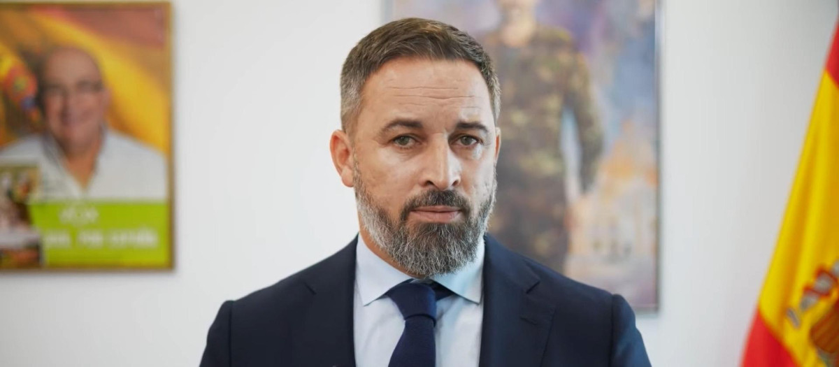 Santiago Abascal lanza un mensaje en contra de la inmigración ilegal masiva, alineándose con la política de Giorgia Meloni