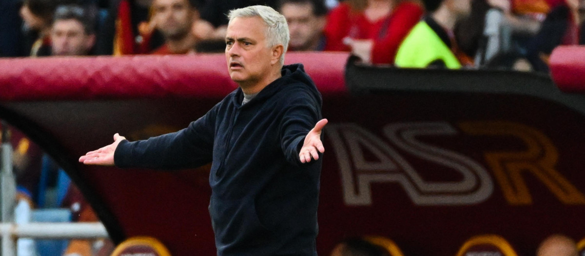 José Mourinho durante el partido de su equipo ante el Torino