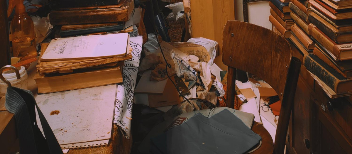 El síndrome de Diógenes es un trastorno que se caracteriza por la acumulación de grandes cantidades de basura y desperdicios domésticos