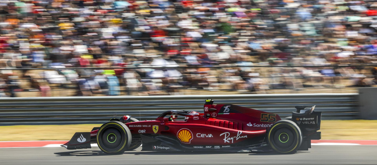 Ferrari driver Carlos Sainz during qualifications for the Formula One U.S. Grand Prix auto race at Circuit of the Americas, Saturday, Oct. 22, 2022, in Austin, Texas.  *** Local Caption *** .