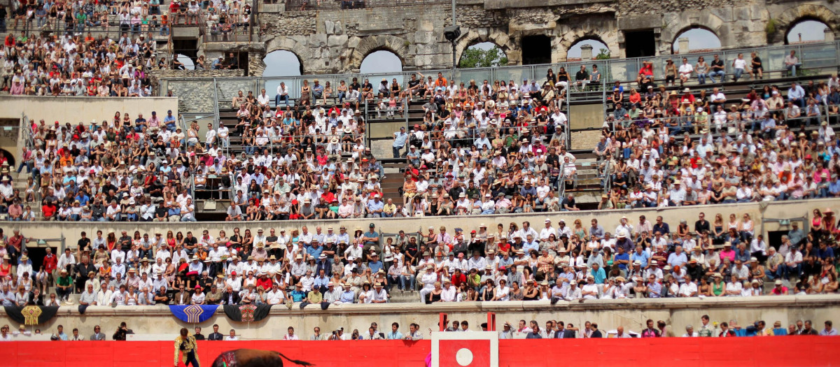 El torero Espartaco, en una corrida en la plaza de toros de Nimes en 2009