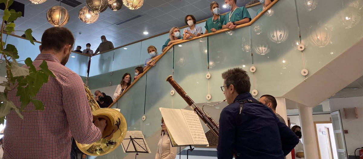 Actuación de la Orquesta de Córdoba en el Hospital Reina Sofía