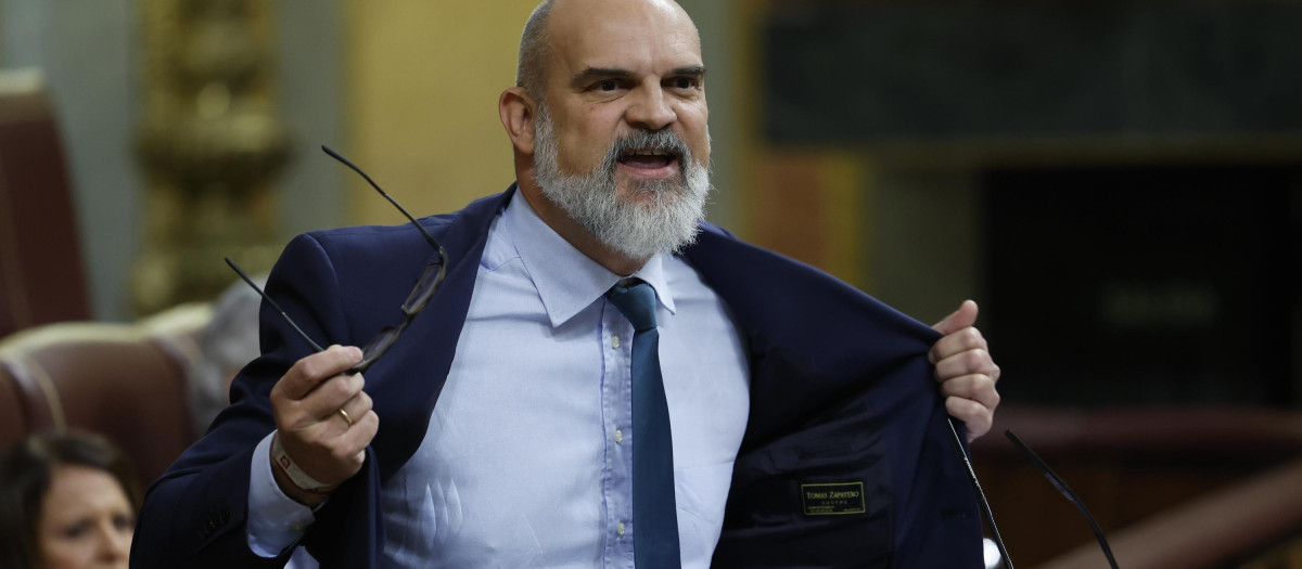 El diputado de Vox Víctor Sánchez del Real en el pleno de este jueves
