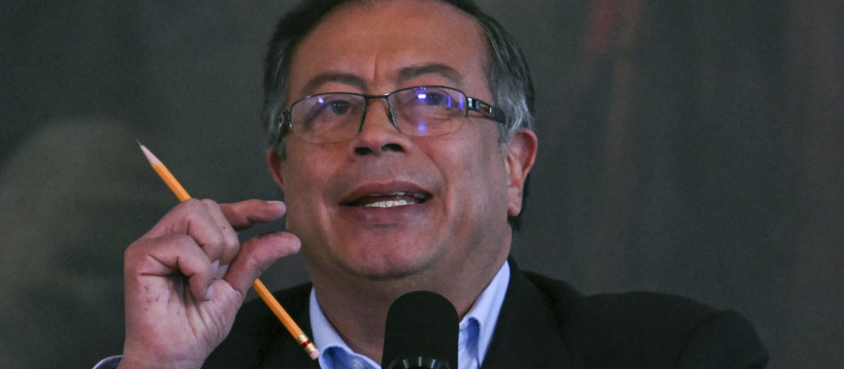 Colombian President Gustavo Petro speaks during a press conference to mark his first 100 days in office at the Narino presidential palace in Bogota on November 15, 2022. (Photo by Juan BARRETO / AFP)
