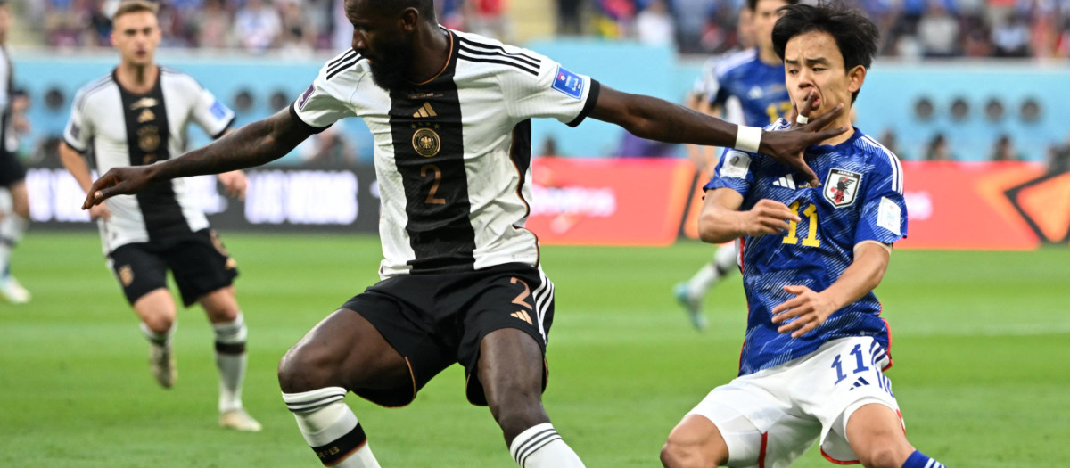 Antonio Rüdiger durante el partido Alemania-Japón