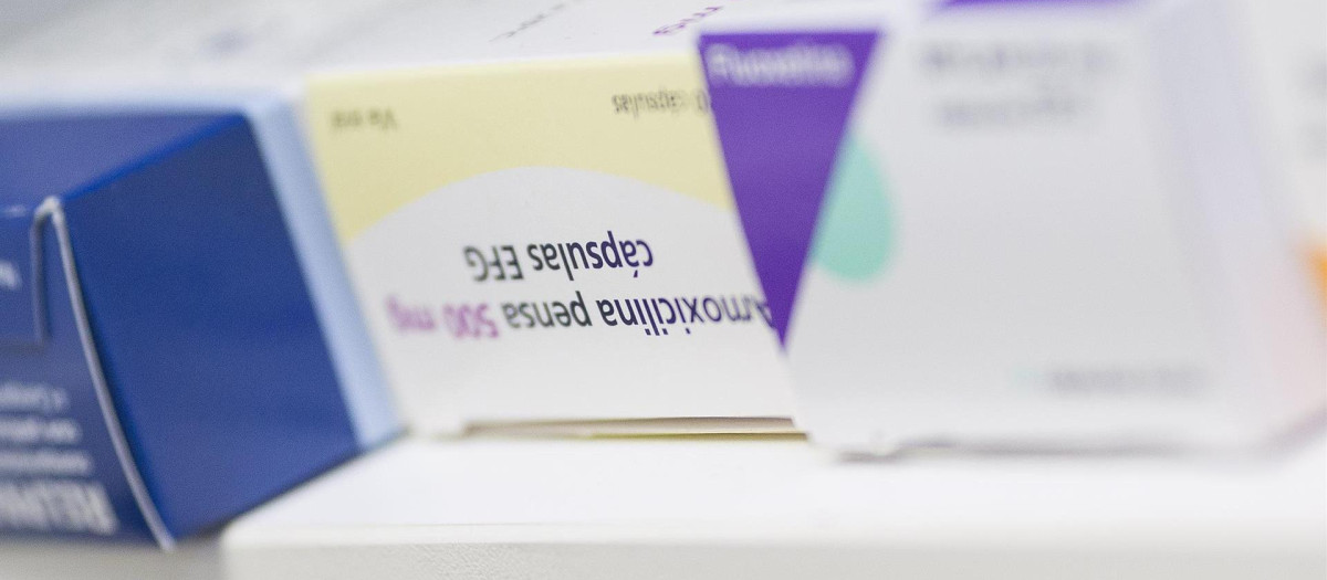 El aumento de casos de bronquiolitis ha afectado al suministro de jarabe de amoxicilina.