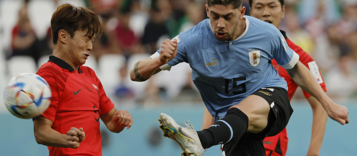 Fede Valverde, en una de las acciones del partido con Corea del Sur