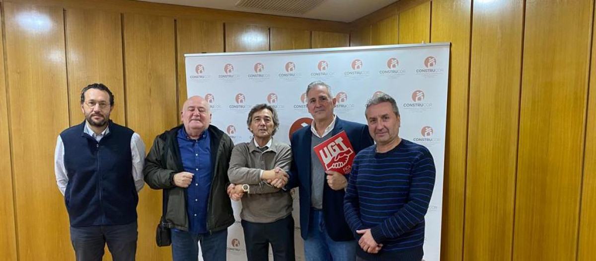 UGT y CCOO firman con Construcor el nuevo convenio de la construcción de la provincia