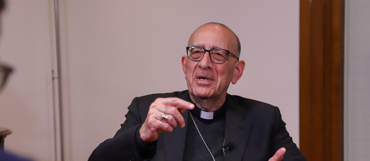 El cardenal Juan José Omella, durante su entrevista con El Debate