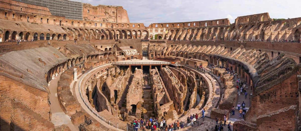 Interior del Coliseo de Roma