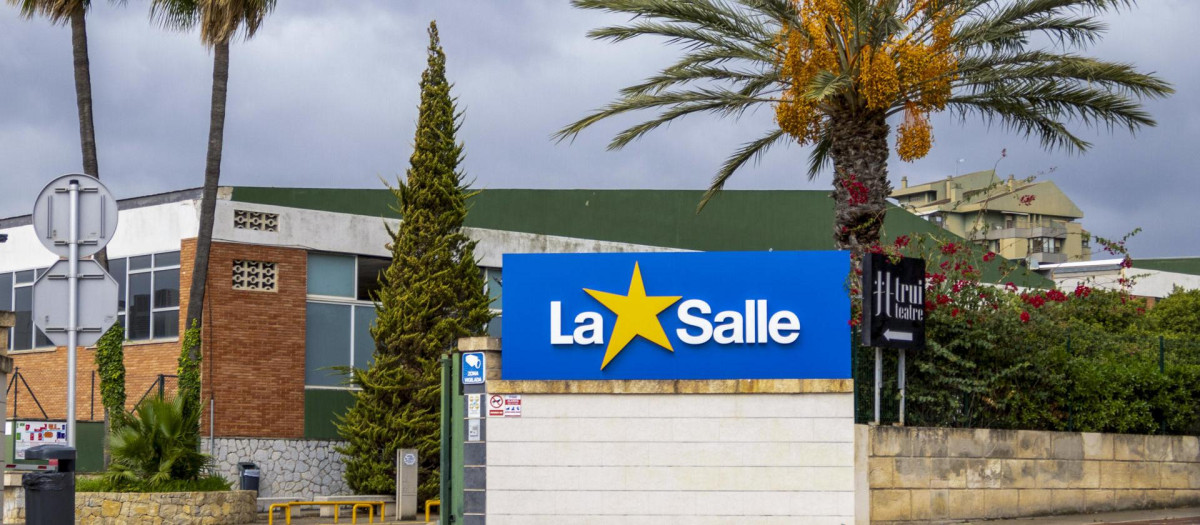 Vista de la entrada al colegio La Salle de Palma de Mallorca