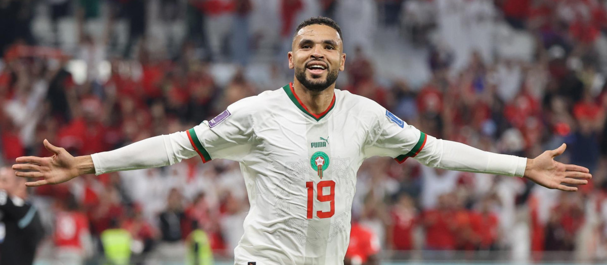 Doha (Qatar), 01/12/2022.- Youssef En-Nesyri of Morocco celebrates after scoring the team's second goal during the FIFA World Cup 2022 group F soccer match between Canada and Morocco at Al Thumama Stadium in Doha, Qatar, 01 December 2022. (Mundial de Fútbol, Marruecos, Catar) EFE/EPA/Mohamed Messara