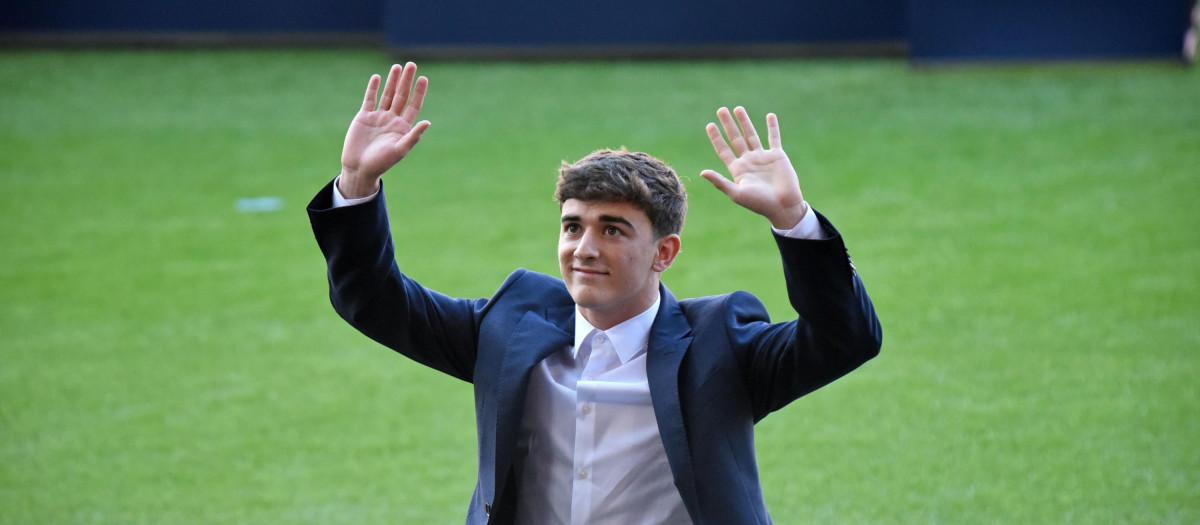 Gavi during the ceremony of renewal by FC Barcelona, held at the Spotify Camp Nou, in Barcelona, on 15th September 2022.
 *** Local Caption *** .