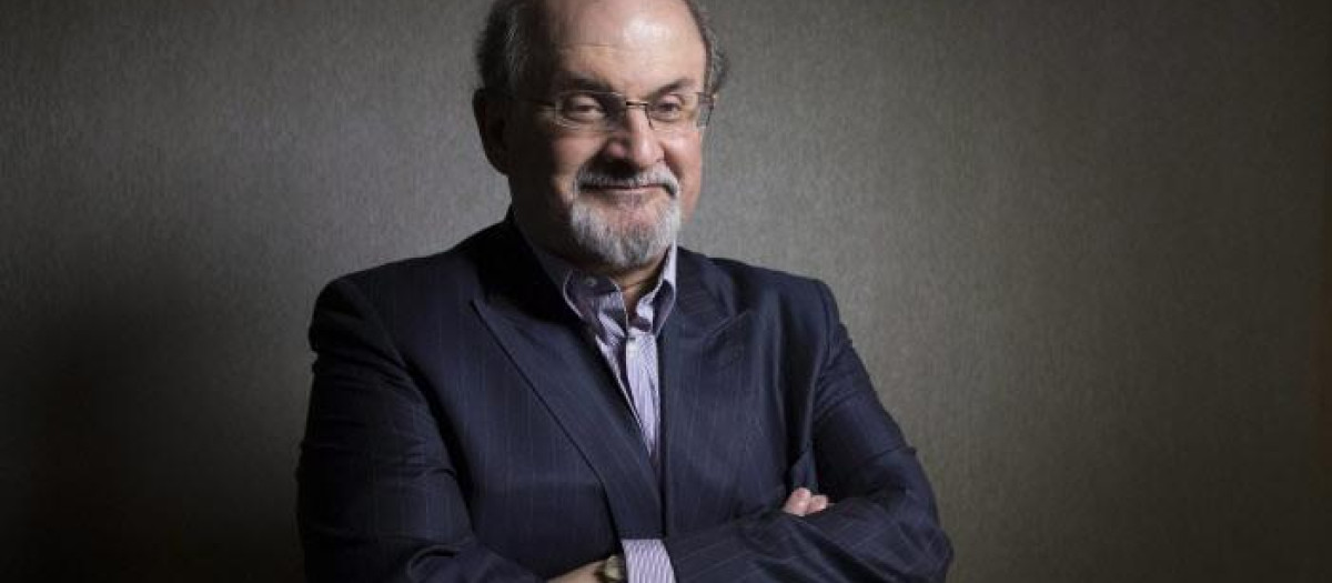 El escritor Salman Rushdie