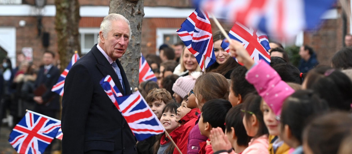 El rey Carlos III, durante una visita en el centro de Londres