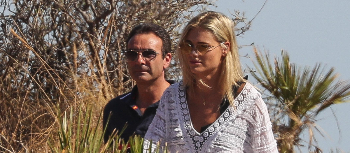 Enrique Ponce y Ana Soria, en Almería