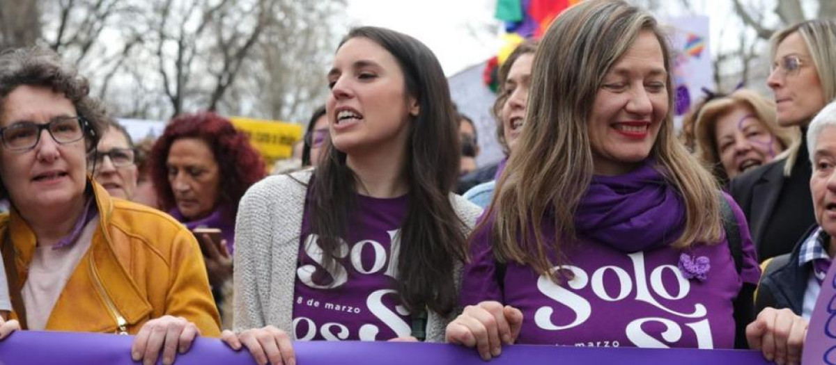 La ministra de Igualdad, Irene Montero, en una manifestación a favor de la ley del 'solo sí es sí'.