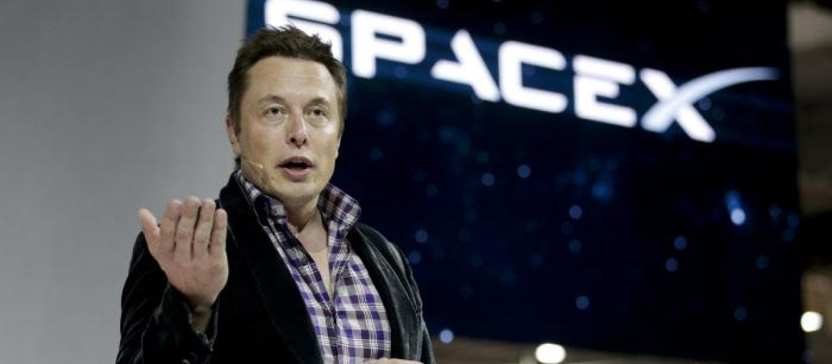 Elon Musk, durante la presentación de una nave espacial de su empresa SpaceX, en 2014