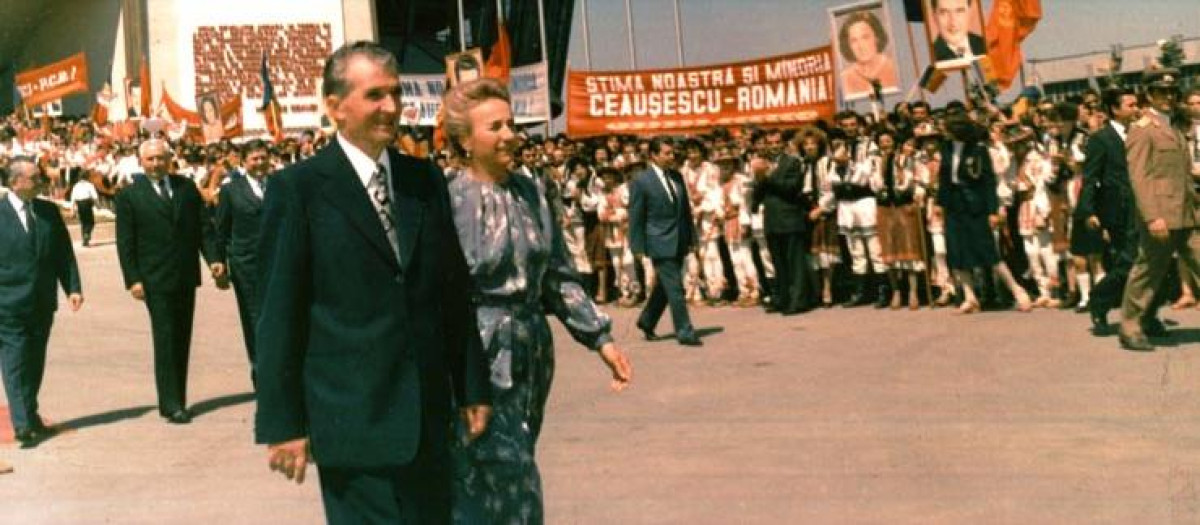 Nicolás Ceaucescu y su mujer fotografiados en 1986